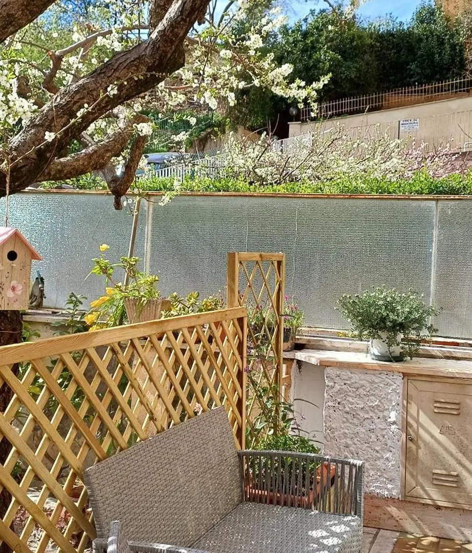 Apartment Il Giardino Dell'Eden 10 - Alloggio Turistico Di Barbara C Rome